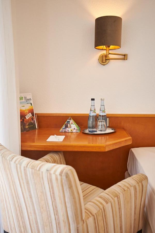 Erck- Flair Hotel & Restaurant Bad Schonborn Exterior foto
